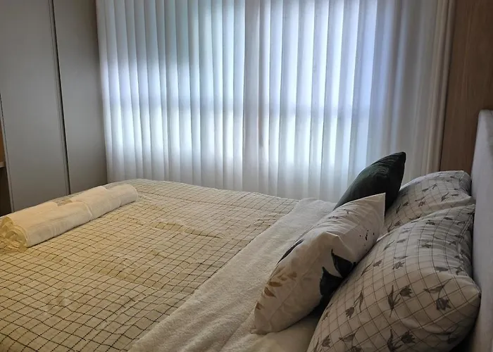 Ape Calma - 5min Consulado - Garagem Apartment *